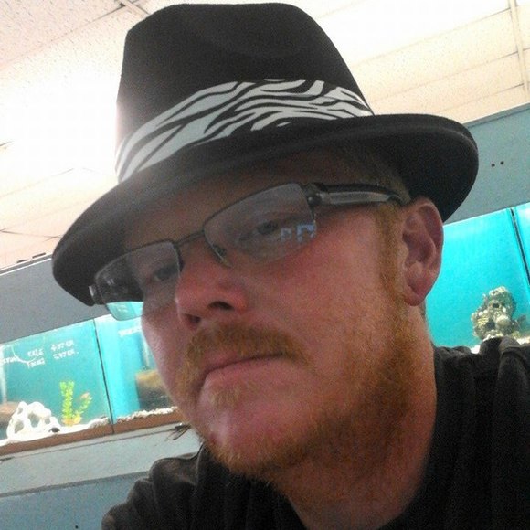 Meet your Posher, Joshua - Picture 1 of 1